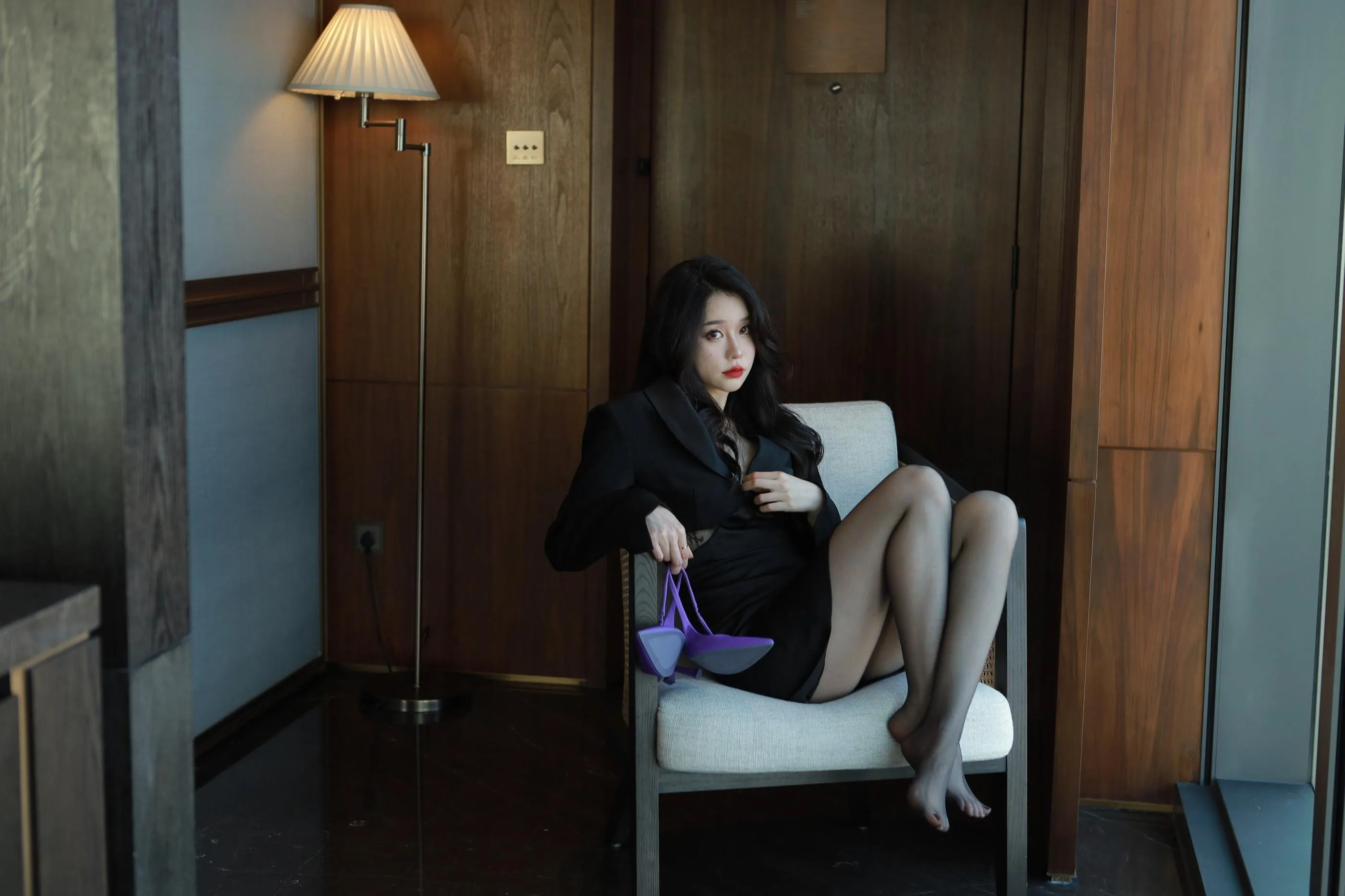 Sia不吃鱼 – NO.007 黑丝玉足 [88P]插图1